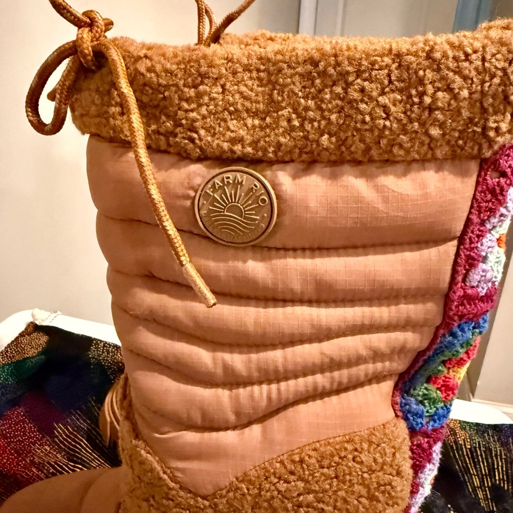 FARM Rio Tan Quilted Crochet Patchwork Puffy Winter Boots - Picture 3 of 16
